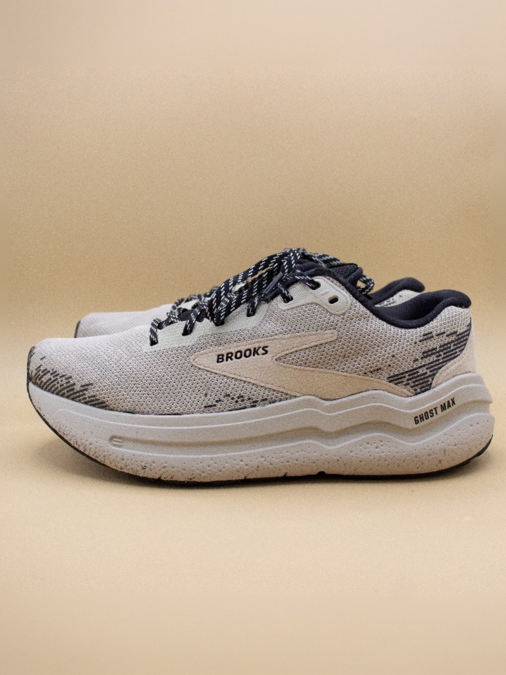 Brooks Ghost Max 2 Pelican Black Athletic Shoes 1204201B092 Women's Size 9 B